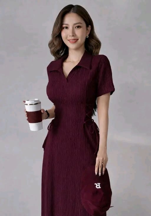 Coller bodycon dress - Image 1
