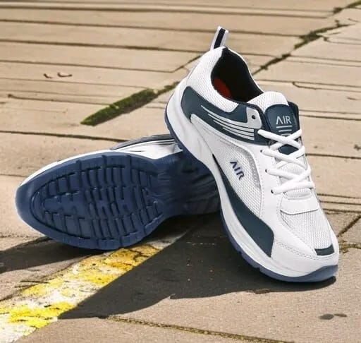 Smart sports shoes - Image 1