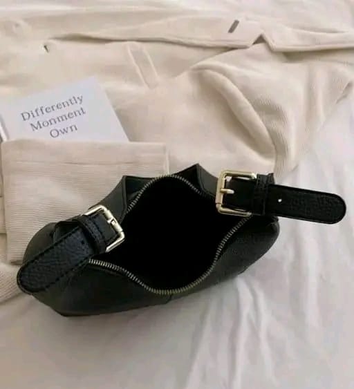 Cross body siling bag - Image 5