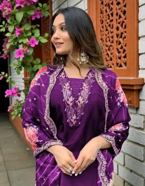 Kurta pant set for women - Image 1