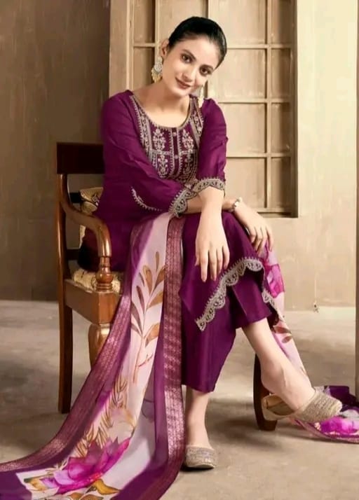 Embroidered kurti set - Image 1