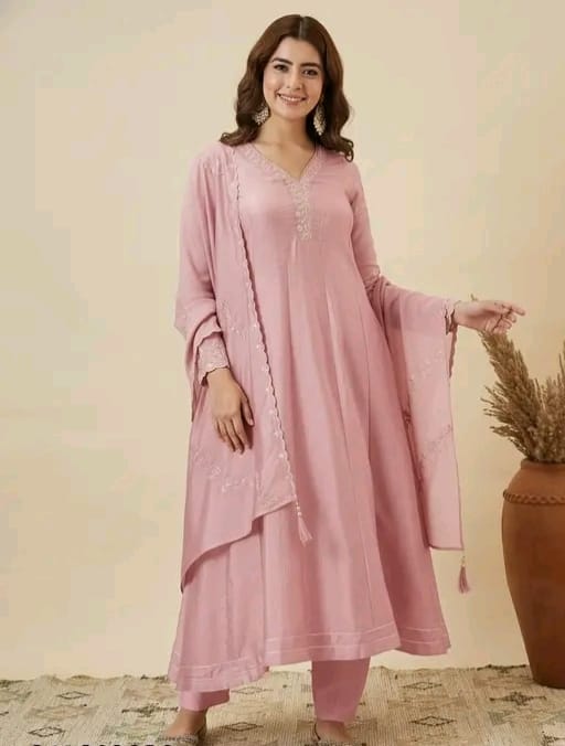 Embroidered V neck anarkali - Image 11