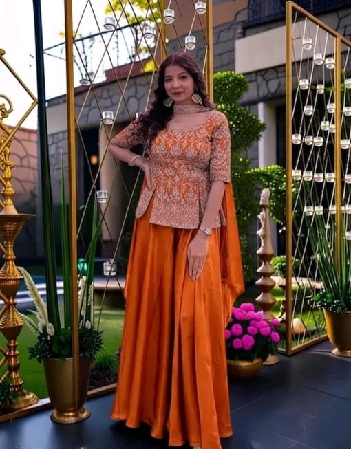 Embroidered anarkali - Image 3